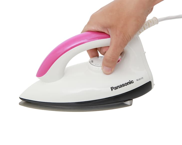 Bàn ủi khô Panasonic PABU-NI-317TVRA