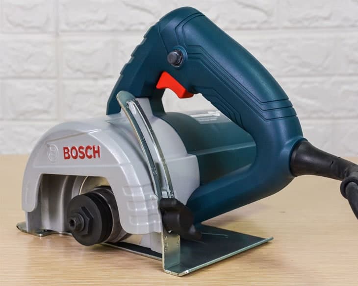 Máy cắt gạch Bosch GDC 140 (06013A40K0)