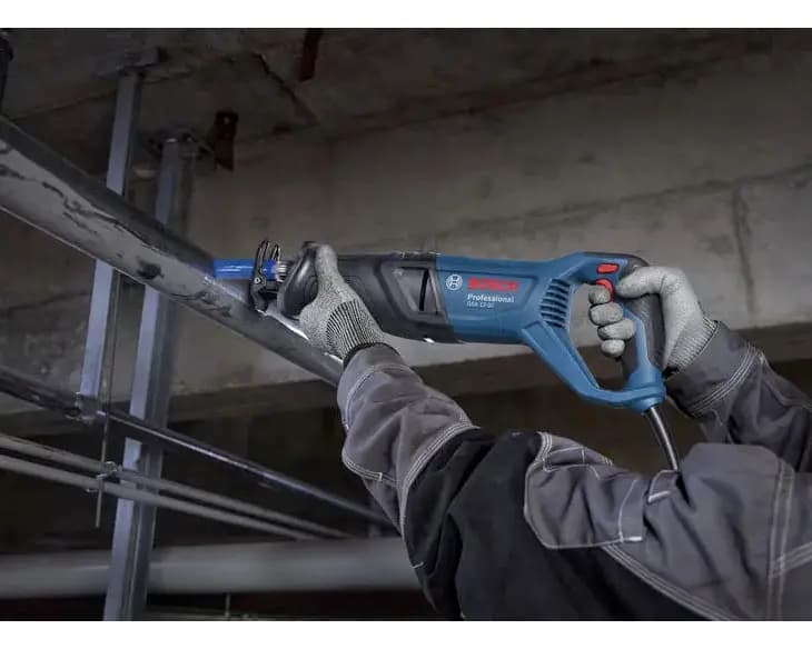 Máy cưa kiếm Bosch GSA 12-30 06016C70K0