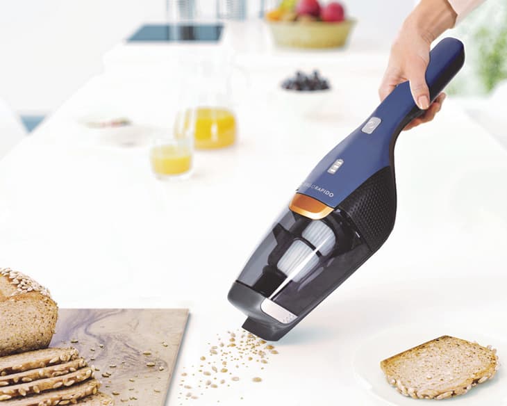 Máy hút bụi Electrolux ZB3513DB