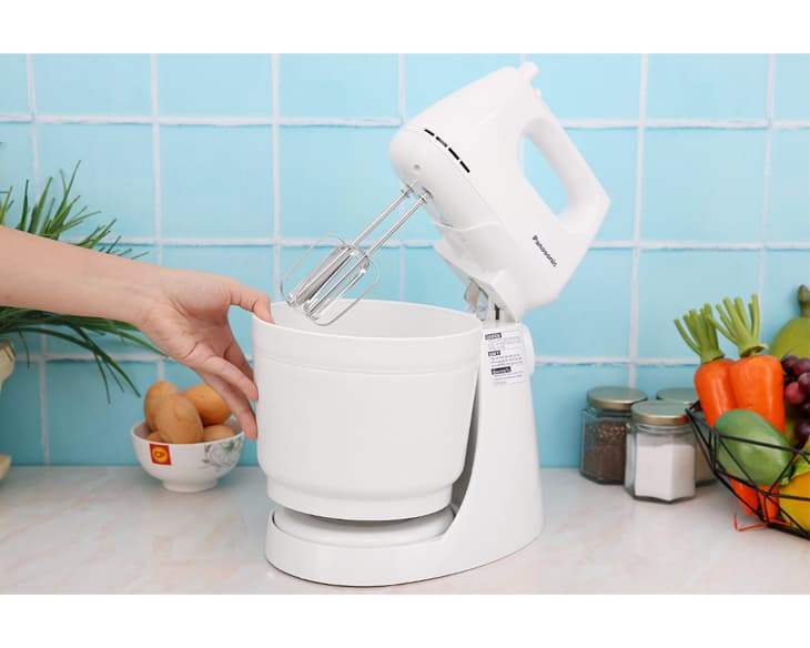 Máy nhồi bột đánh trứng Panasonic MK-GB3WRA