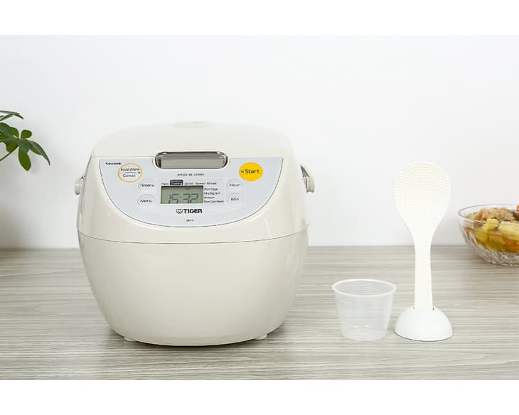 Nồi cơm điện tử Tiger 1.8 lít JBV-S18W