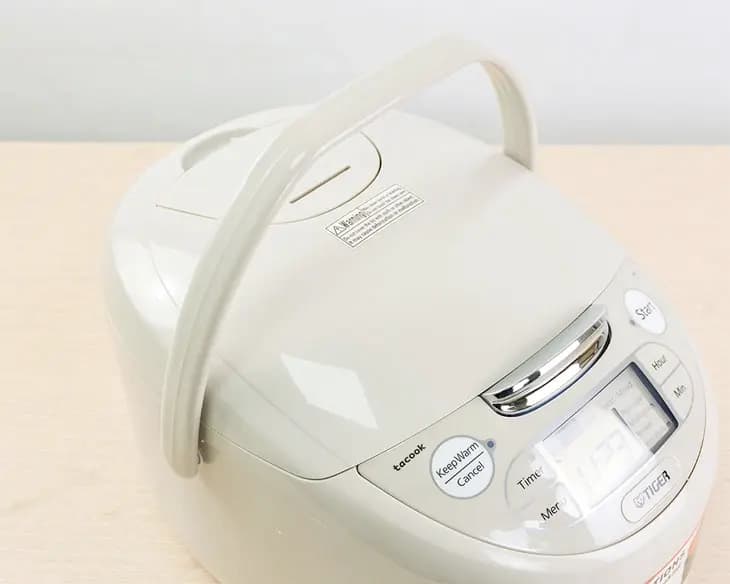 Nồi cơm điện tử Tiger 1 lít JAX-R10W