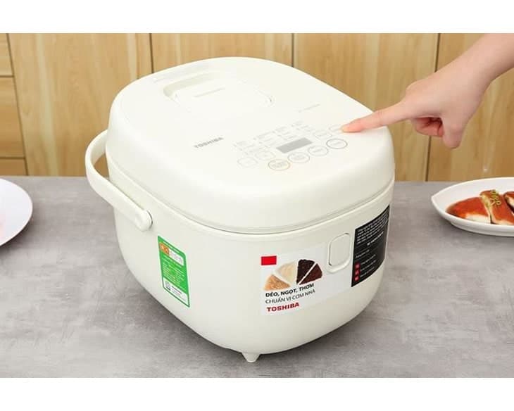 Nồi cơm điện tử Toshiba 1.8 lít RC-18DR4TVN(W)
