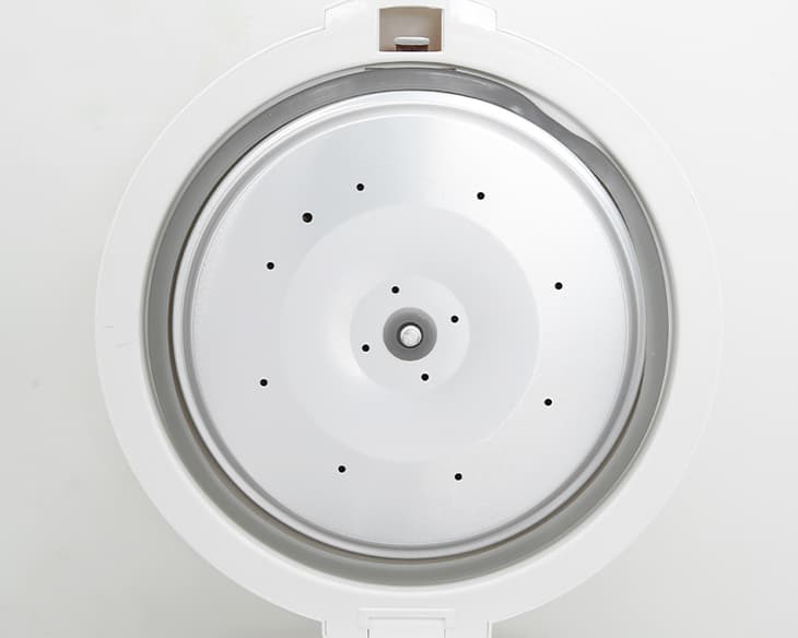 Nồi cơm nắp gài Sunhouse 1.2 lít SHD8217W
